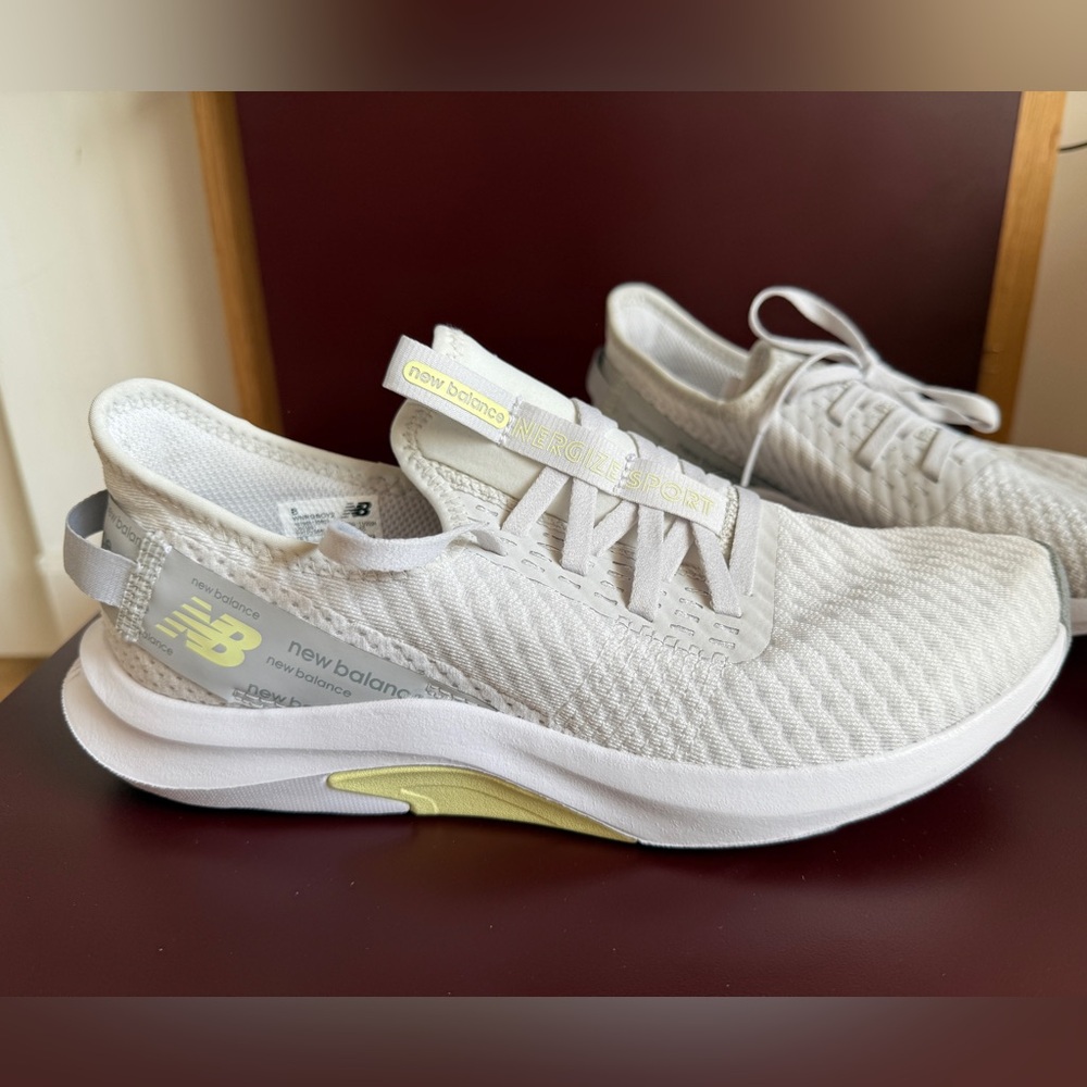 New Balance Women's DynaSoft Nergize Sport V2 Cross Trainer